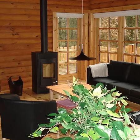 Four-bedroom Holiday Vestskoven With A Sauna 06 Semesterbostad Vestergård