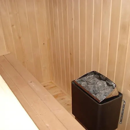 Four-bedroom Holiday Vestskoven With A Sauna 06 *
